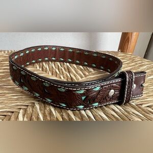 🌵 Western Tooled Leather Belt with Turquoise Inlay – Size 22 Youth